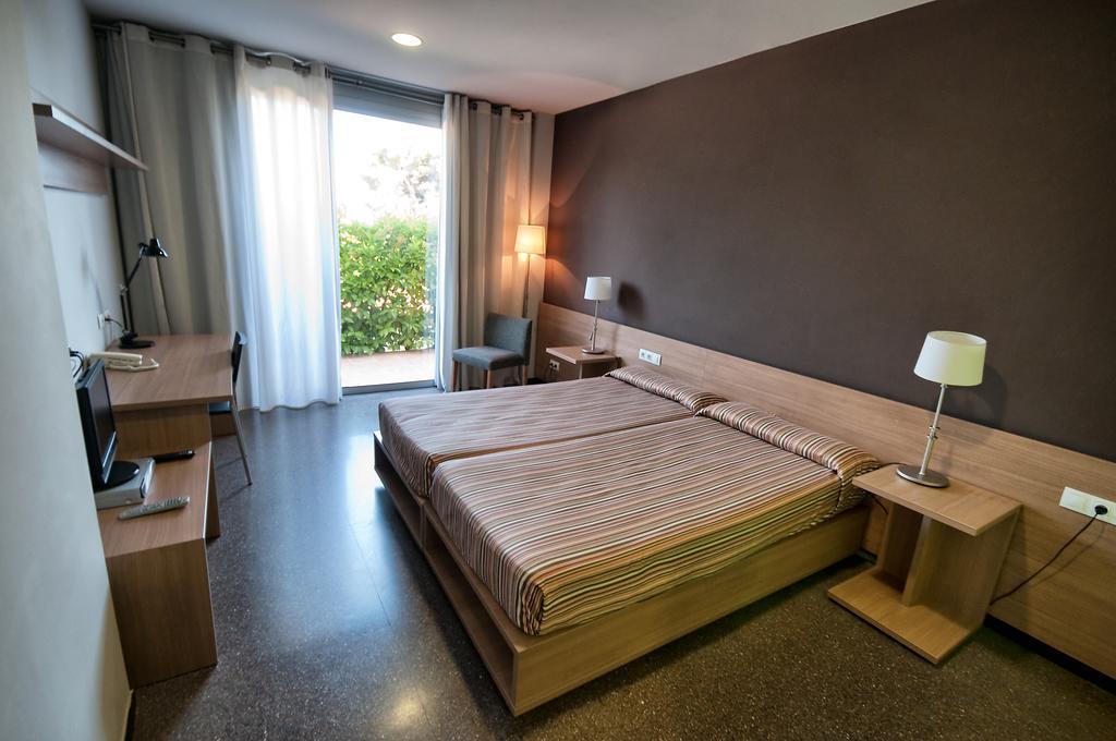 Agora Bcn. Residencia Universitaria Internacional Barcelona Bilik gambar